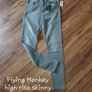 Gray skinny jeans